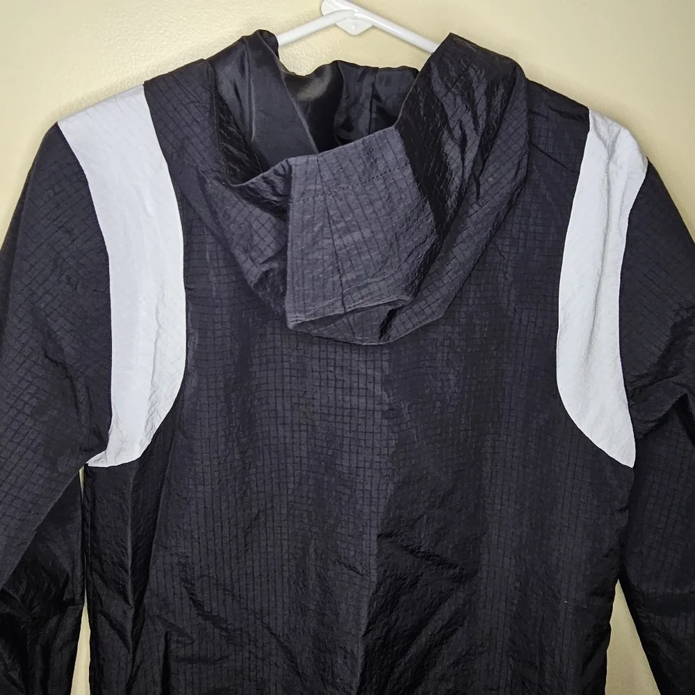 Jordan Kids' MJ Flight MVP Windbreaker Jacket        Size L 12-13YRS Boys